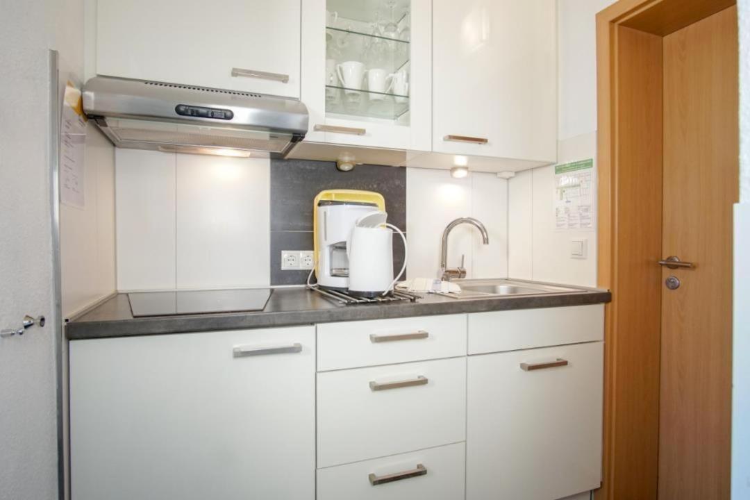 Strandhotel-Heiligenhafen-Wohnung-120-Wellenreiter-Typ-Ii Kültér fotó